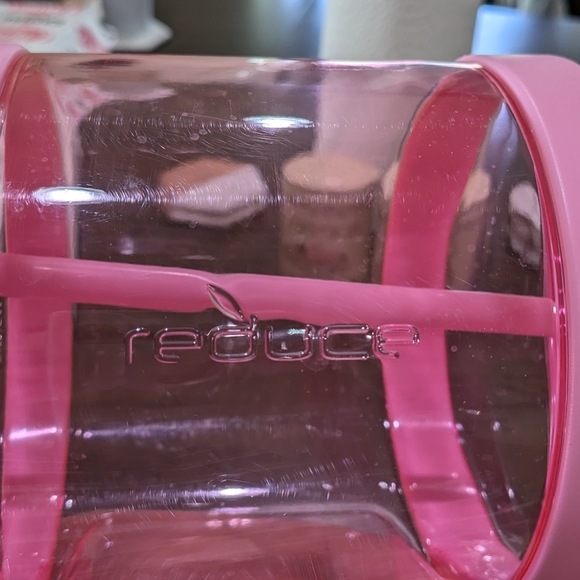 Reduce water container - Picture 5 of 5